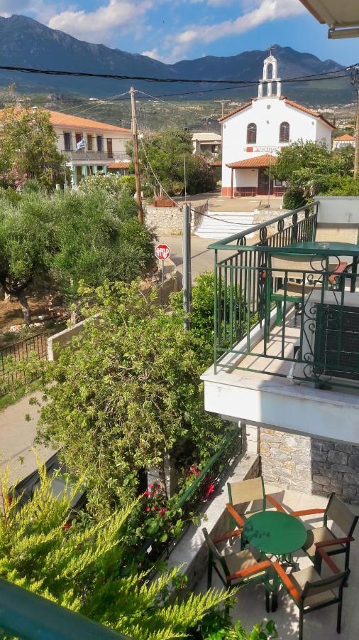 Vasiliki Apartments Stoúpa Dış mekan fotoğraf