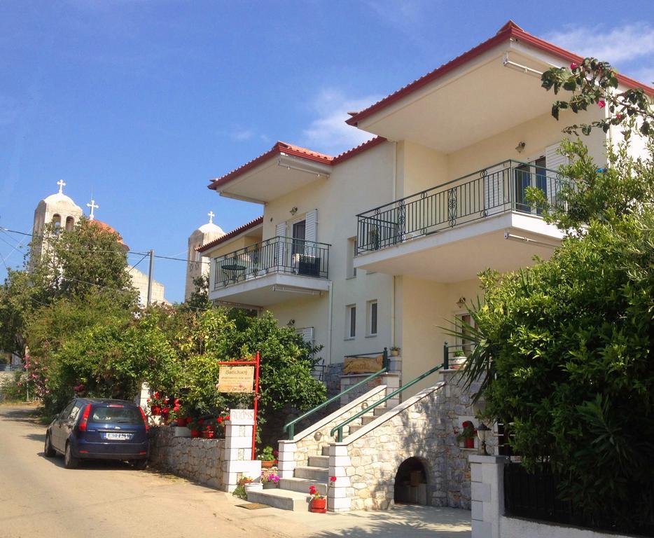 Vasiliki Apartments Stoúpa Dış mekan fotoğraf